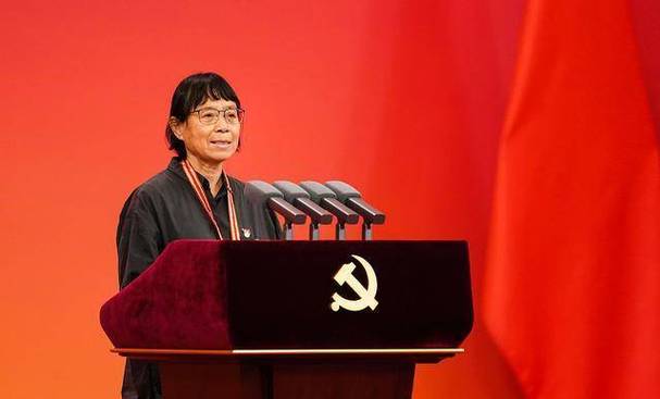 2025新奥资料正版大全和张桂梅将第15次送考与张桂梅连续11年送考从未缺席